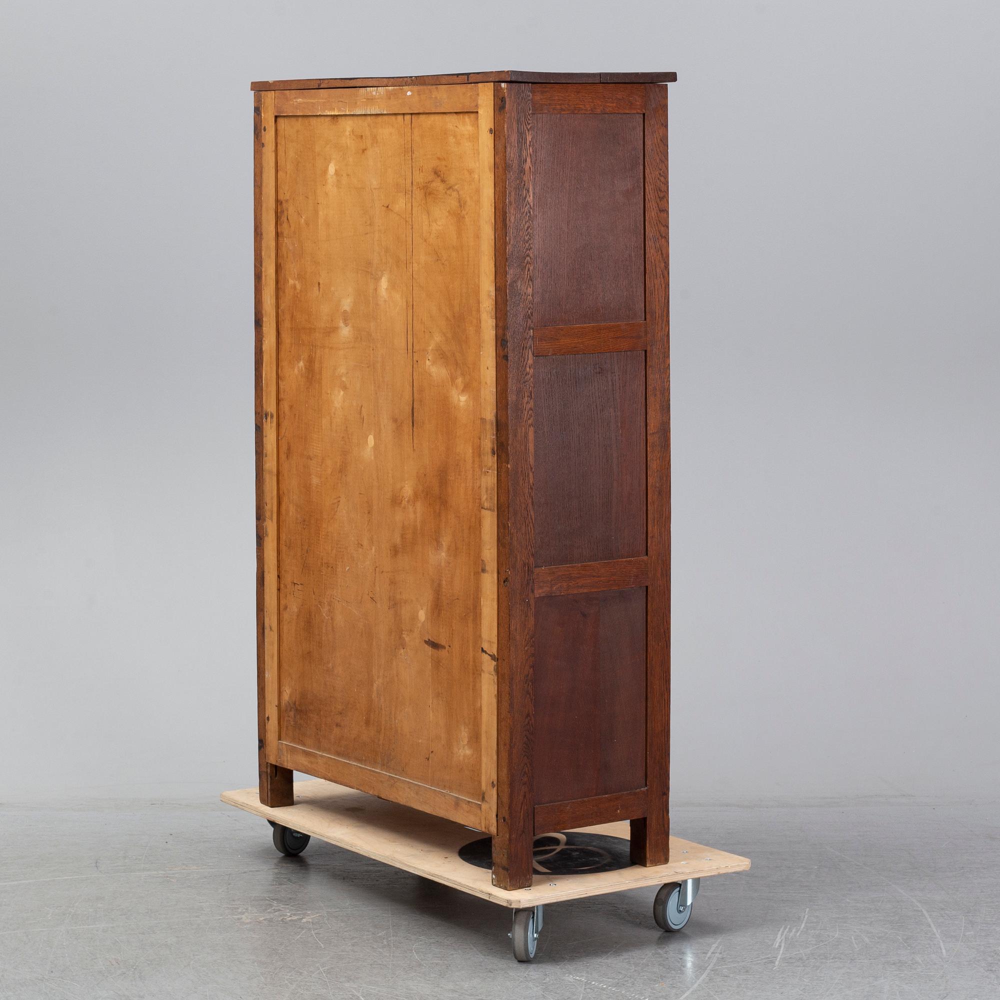 An office cupboard, first half of the 20th Century.