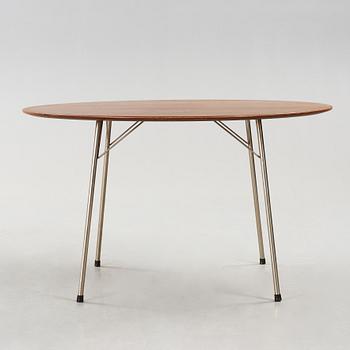 A table "3600" by Arne Jacobsen, Fritz Hansen, Denmark, 1960-/70s.