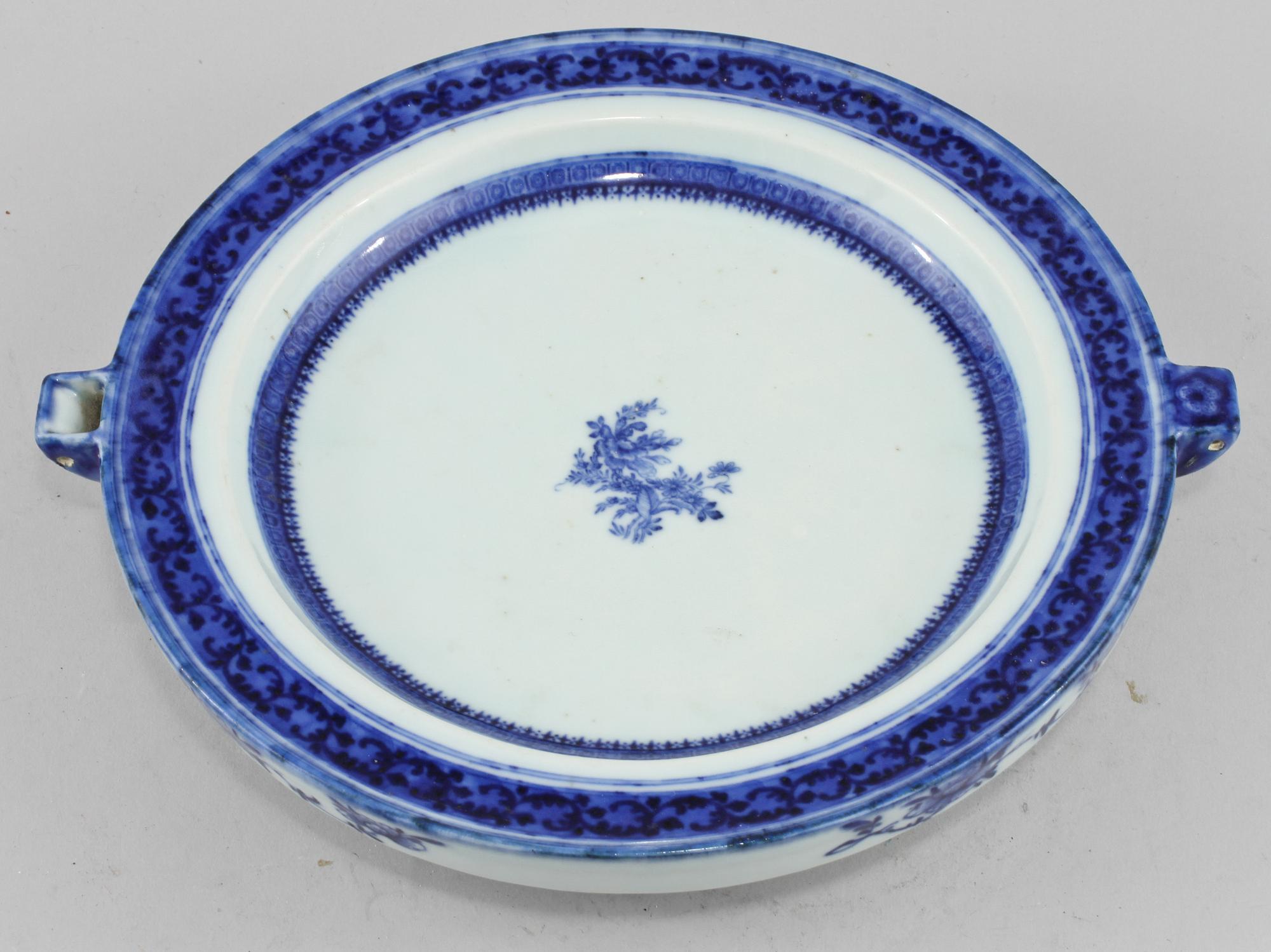 VÄRMEFAT, porslin, Kina, Jiaqingstil, 1900-tal.