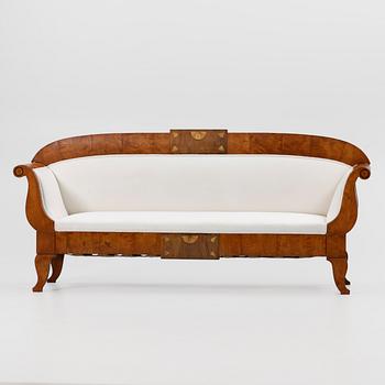 Soffa, Empire, 1800-talets första hälft.