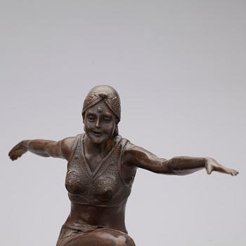 SKULPTUR, brons, signerad J Prilipp, Paris, 1900-talets andra hälft.