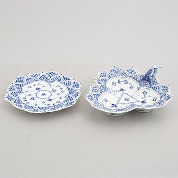 Two 'Musselmalet' porcelain dishes, Royal Copenhagen, Denmark 1969-1973.