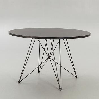Andreis & Hiroko van Onck, table, "Tavolo Xz3" for Magis.