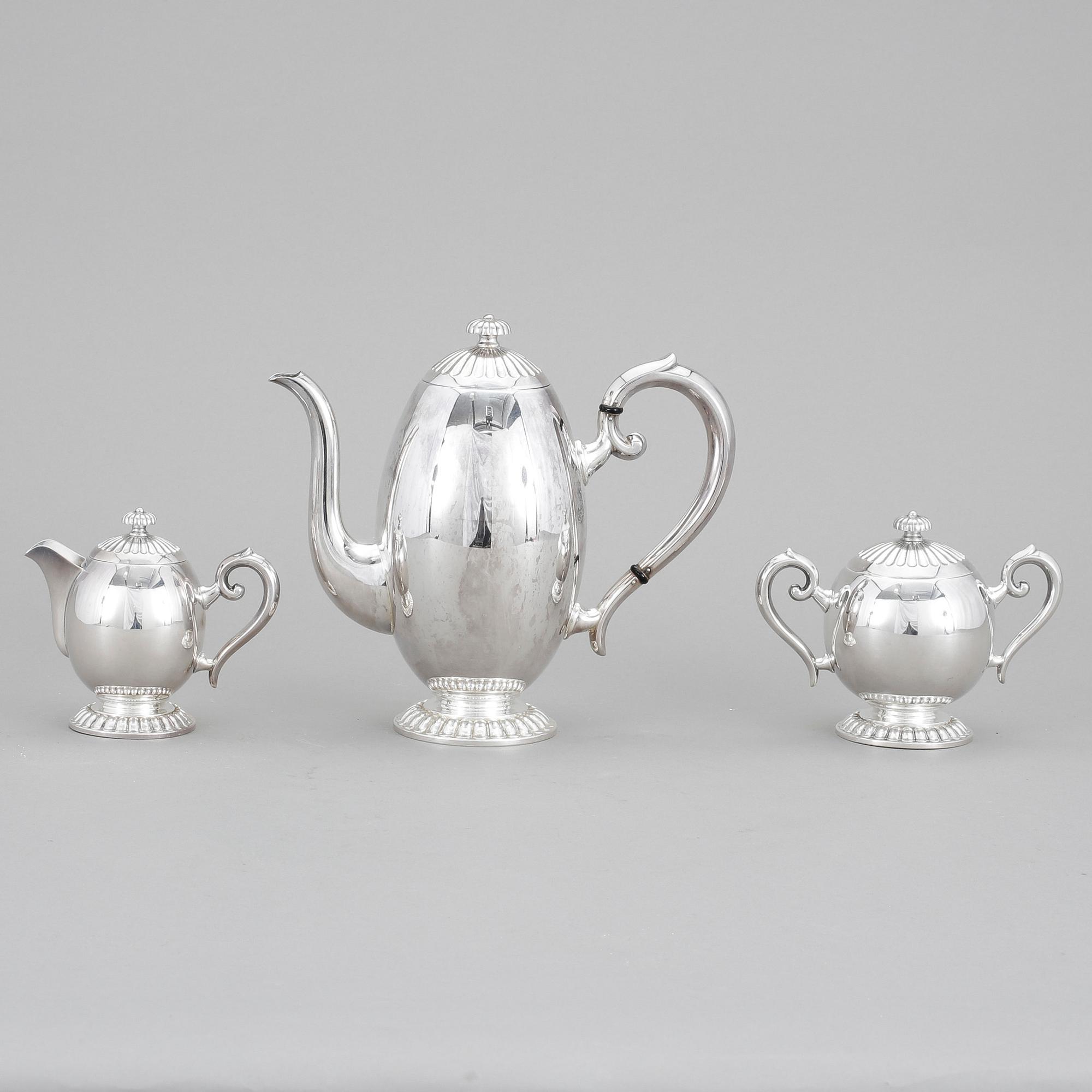KAFFESERVIS, 3 delar, silver, Norge, 1900-talets andra hälft. Total vikt ca 740 gram.
