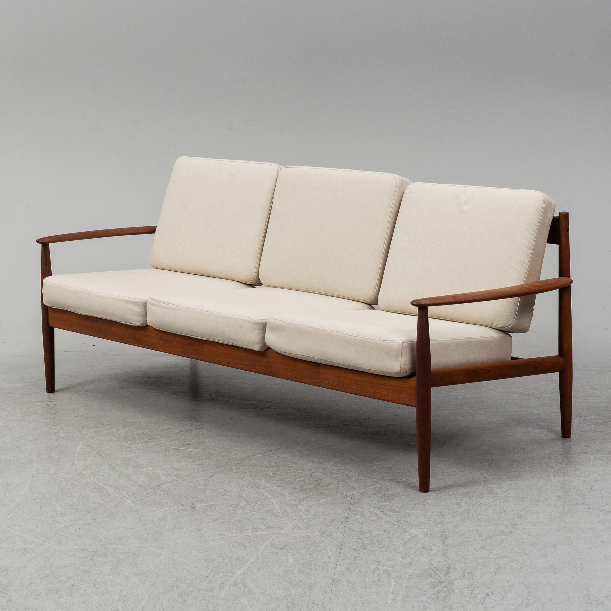 A teak sofa by Grete Jalk for France & Son, designed 1963.