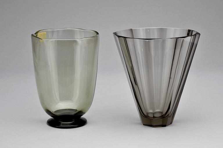 VASER, 2 st, glas, bla Eda glasbruk, 1932.
