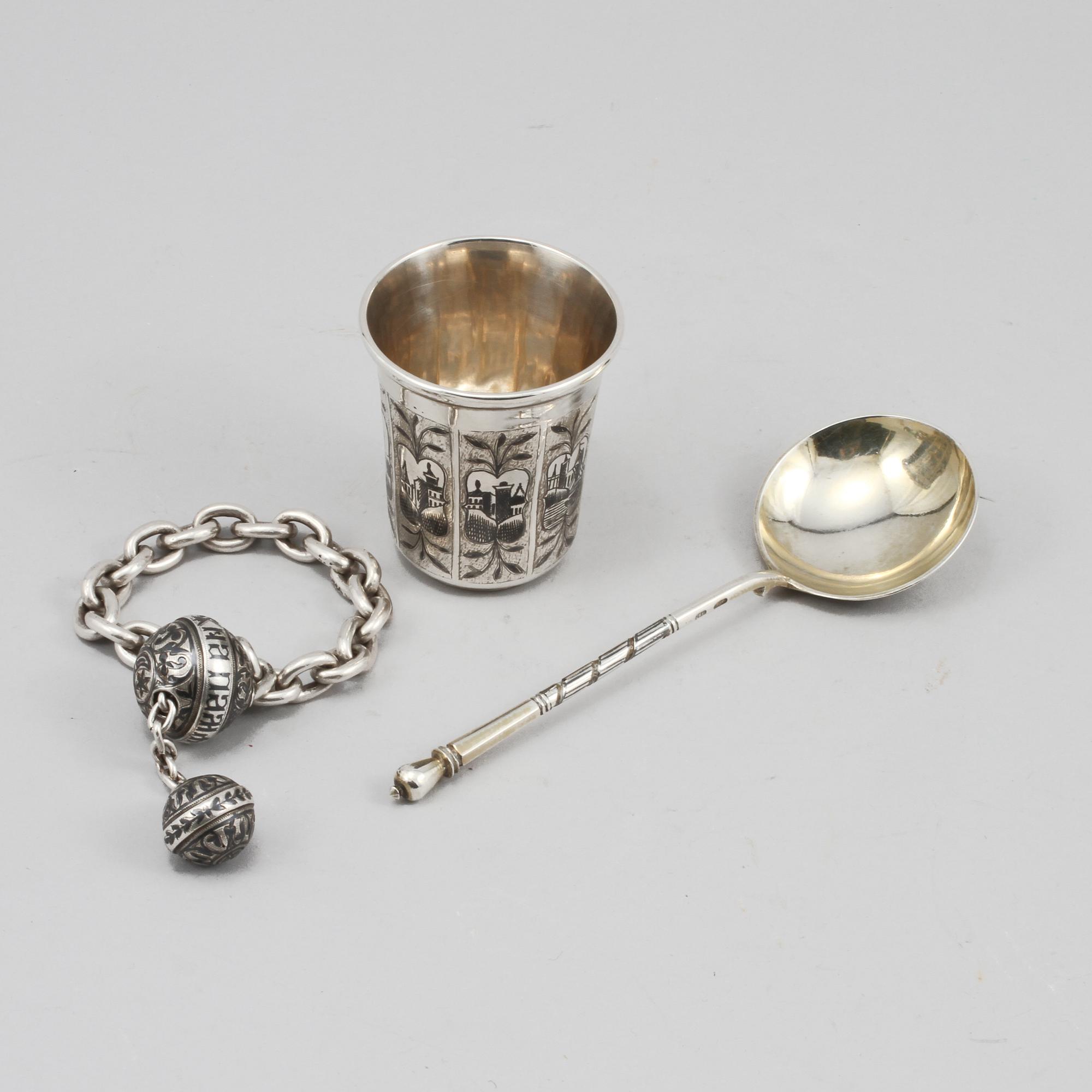 SKED, KEDJA samt BÄGARE, silver, Ryssland, delvis Moskva, 1800-tal respektive 1900-tal, vikt 155 gram.