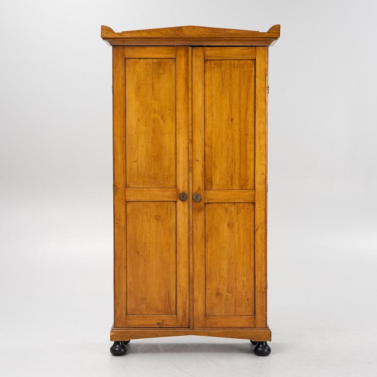 Cabinet, 19th century.