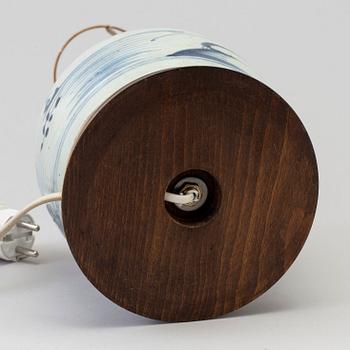 A blue and white jar, Qing dynasty, 19th Century.