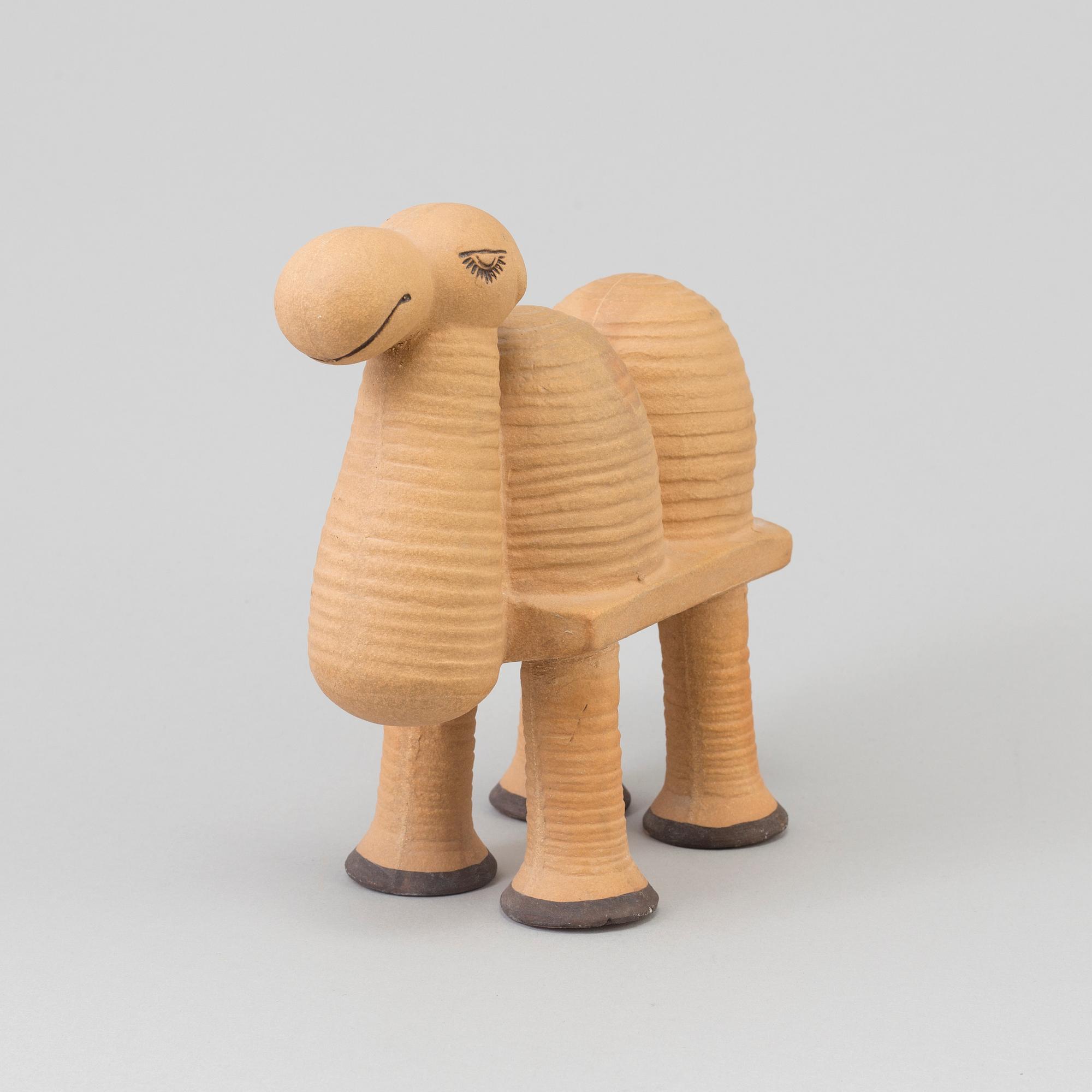 LISA LARSON,  figurin, stengods, "Kamel", ur serien "Jura", Gustavsberg. Formgiven 1971.