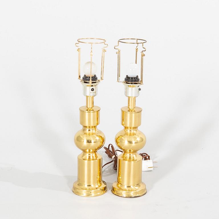 A pair of Aneta late 1900s table lamps.