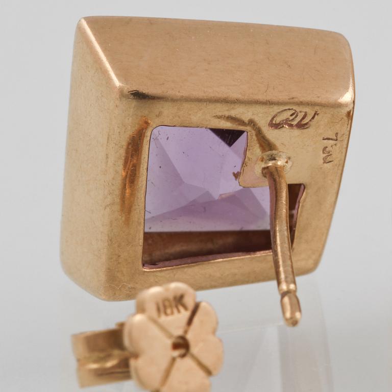 ÖRHÄNGEN, 18K guld med fasettslipade ametister samt briljantslipade diamanter. Vikt 9,1 gram.