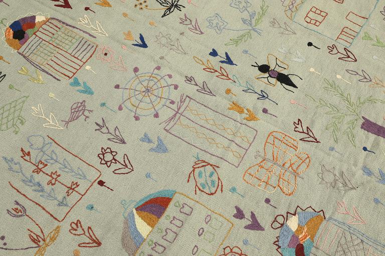 A kilim carpet with hand-embroidered decoration, 235 x 178 cm.