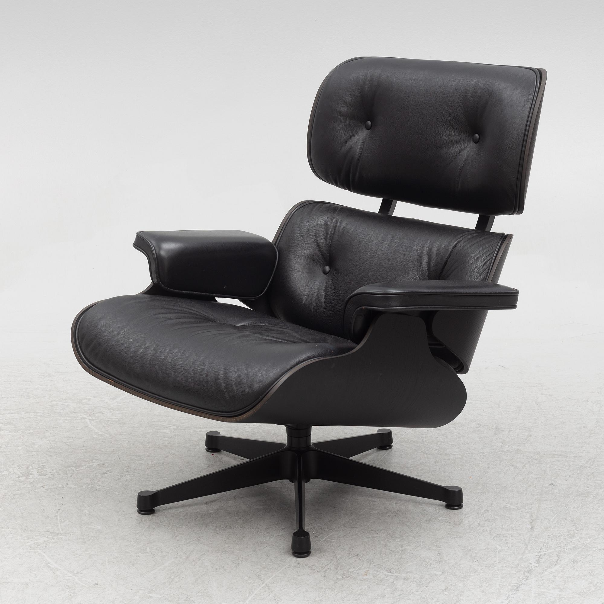 Charles & Ray Eames, an "Eames Lounge Chair" with ottoman, Vitra, 21st century.