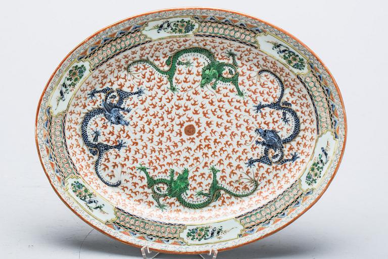 FAT, porslin, Kina. 1800-tal.