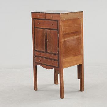 POTTSKÅP, 17/1800-tal.