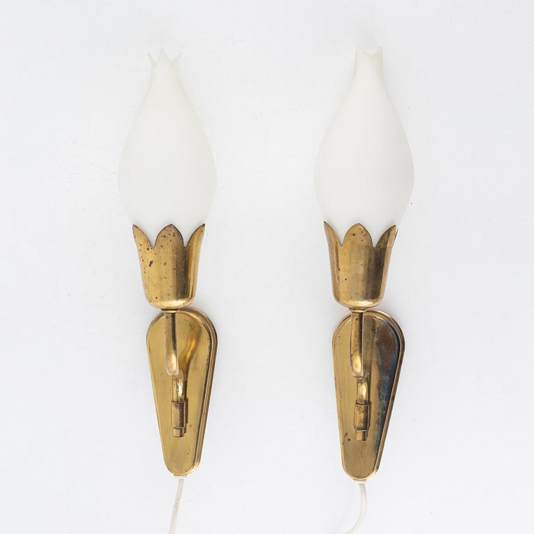 A pair of wall lamps, Fog & Mørup, mid 20th Century.