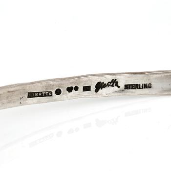 HALSBAND, silver, Claes Giertta, Stockholm, 1971. Total vikt ca 22 g.