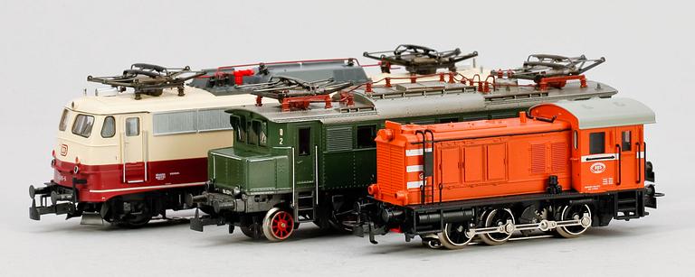 LOK, "3033", "3138" resp "3049", Märklin, 19/2000-tal.