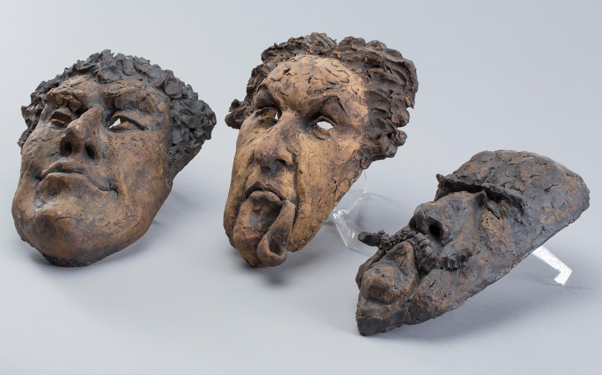 MARIANNE NORDSTRÖM, skulpturer, 3 st, stengods.