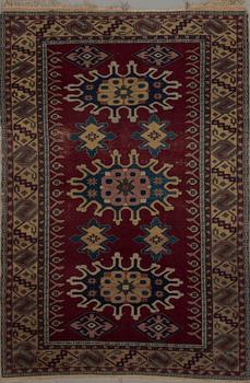 MATTA, semiantik, Kaukasien. Ca 173x114 cm.