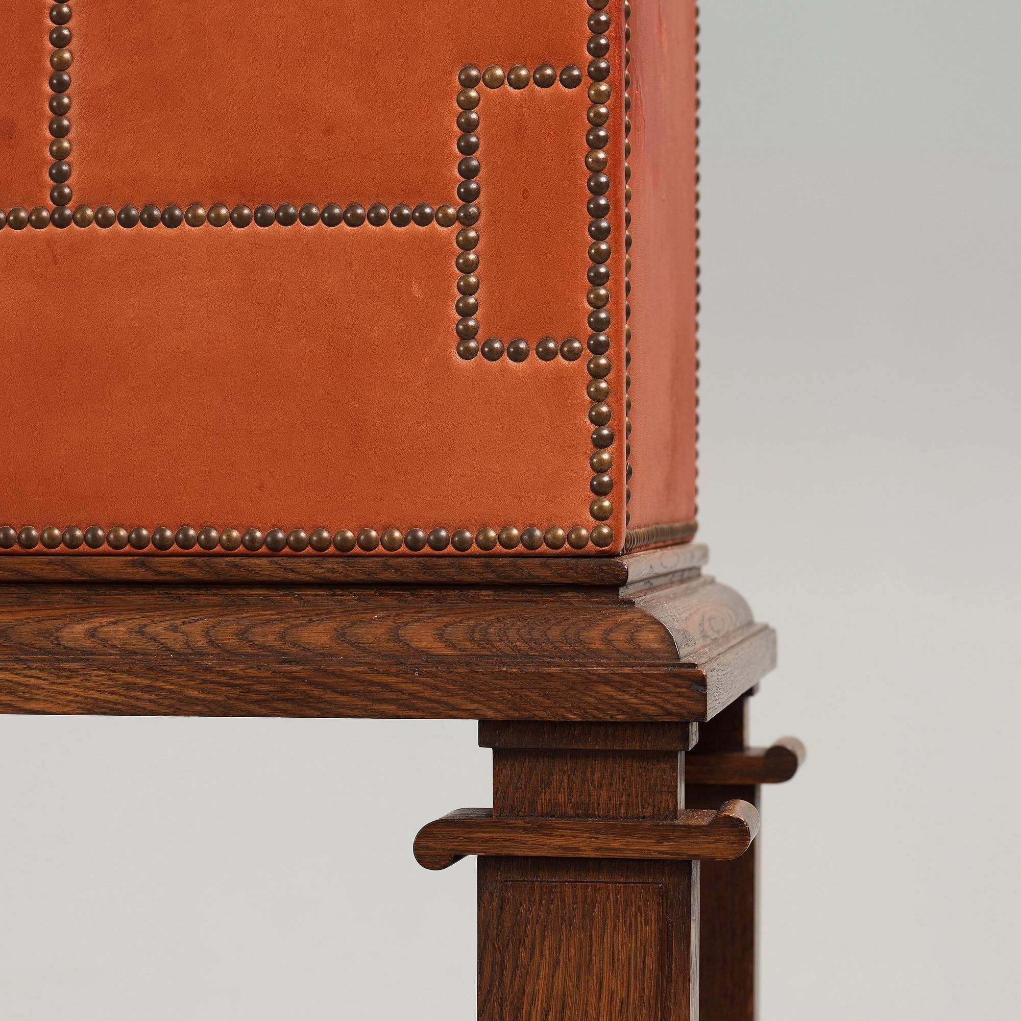 Otto Schulz, a Swedish Modern cabinet on stand, Boet, Gothenburg, Sweden, 1940.