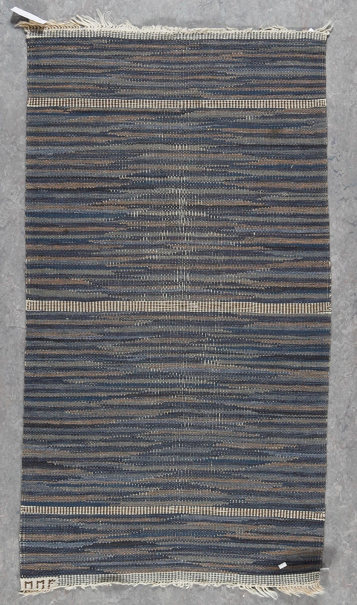 MATTA, rölakan, Signerad MMF (Märta Måås-Fjetterström). ca 146x80 cm.