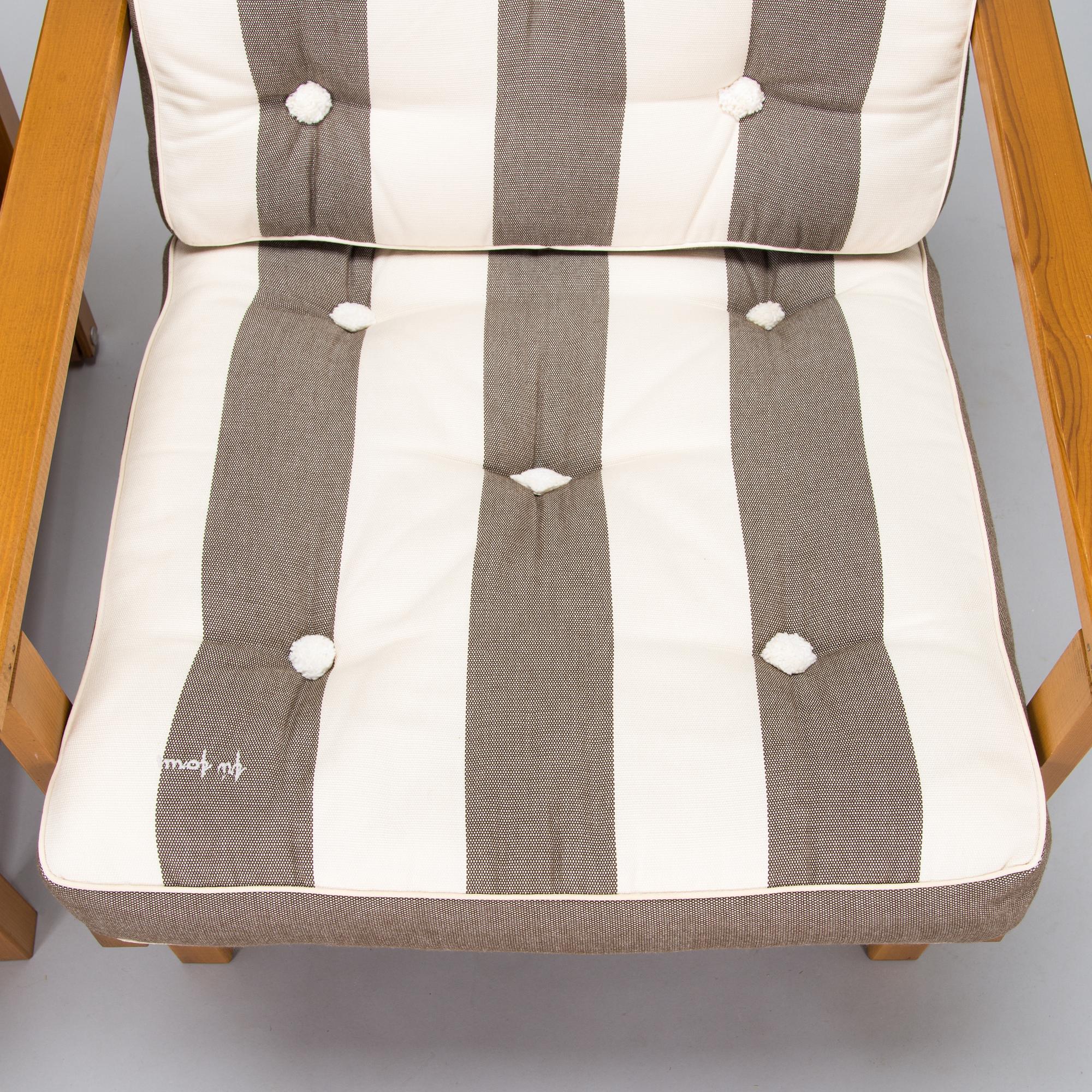 Elsa Stackelberg, a garden table and a pair of garden chairs, Fri Form, Edsbruk, Sweden, late 20th century.