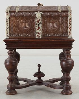 KISTA/SCHATULL, delvis 1700-tal.