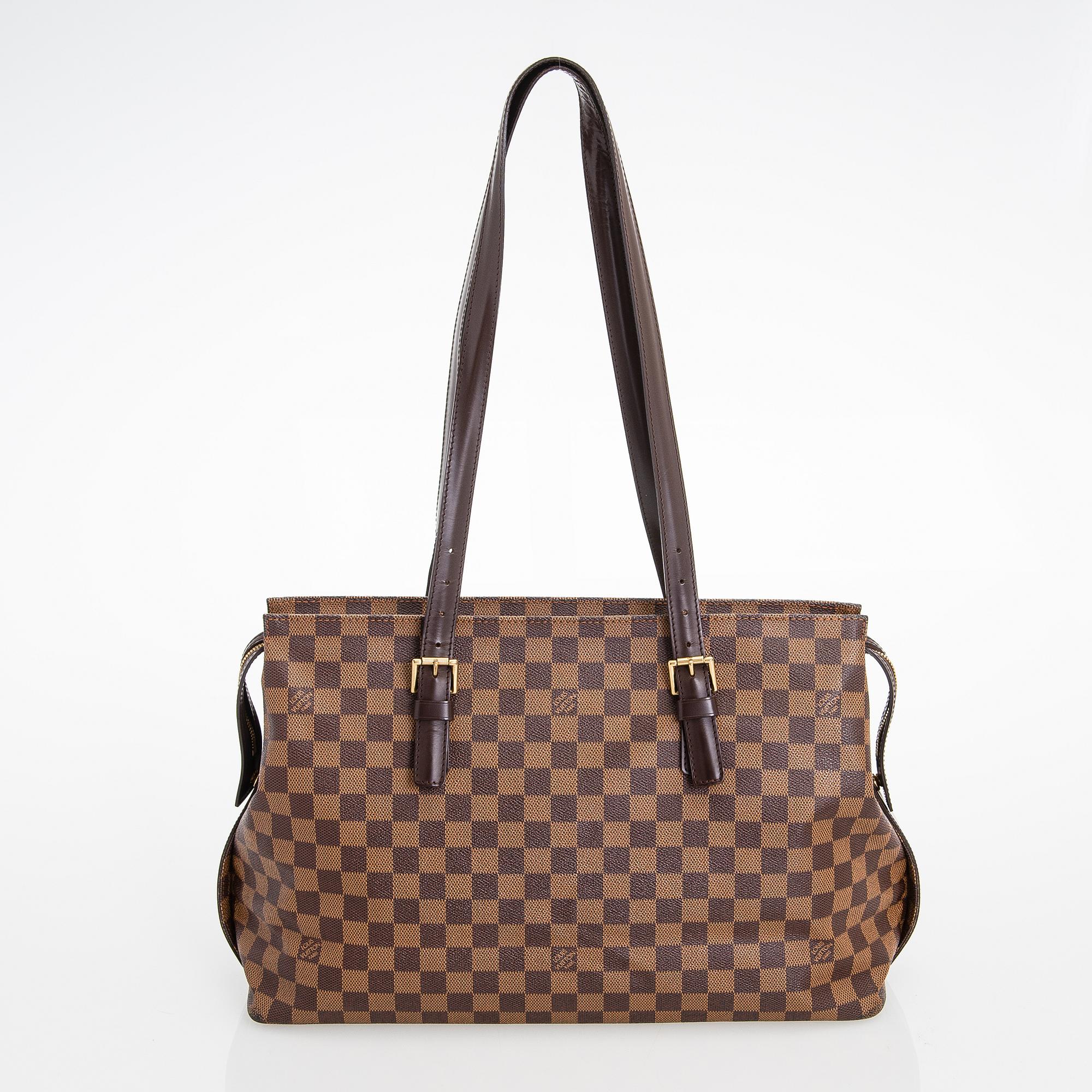 Louis Vuitton, A Damier Ebene 'Chelsea' Bag.