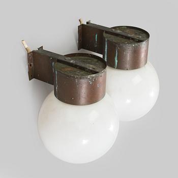 Utebelysning, ett par, modell H 203, Asea Skandia, 1900-talets slut.