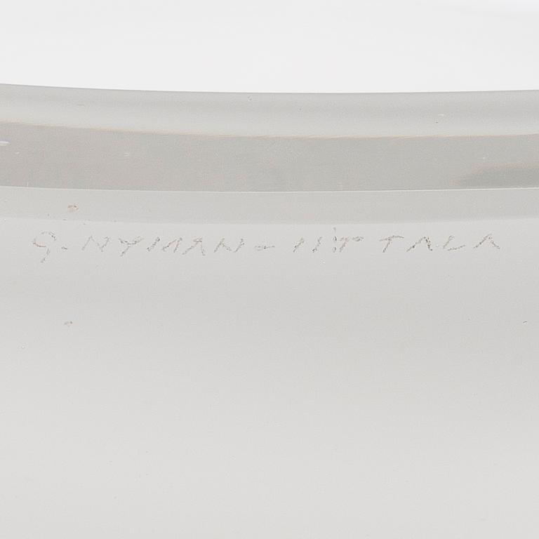 GUNNEL NYMAN, FAT. Äggskalet. Sign. G. Nyman Iittala. Formgiven 1947.