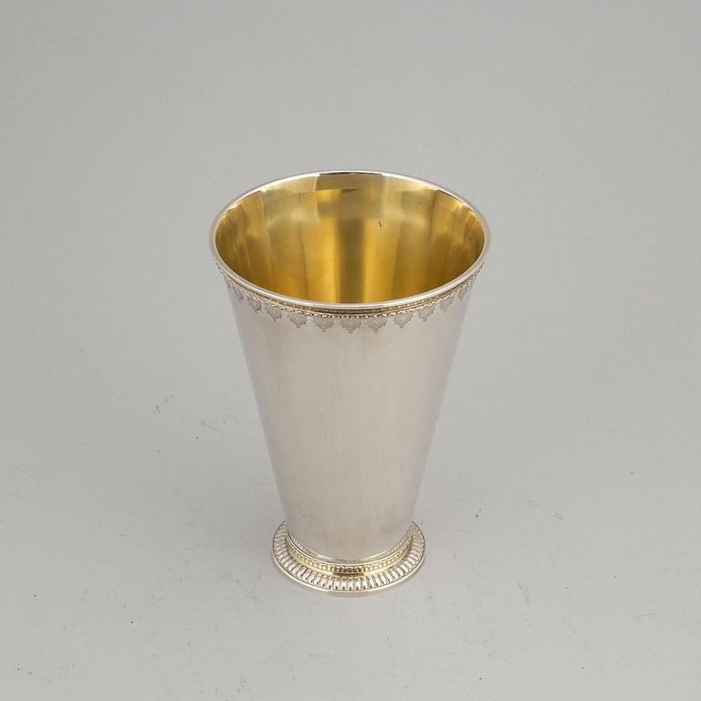 A silver beaker by GAB, Stockholm 1937.