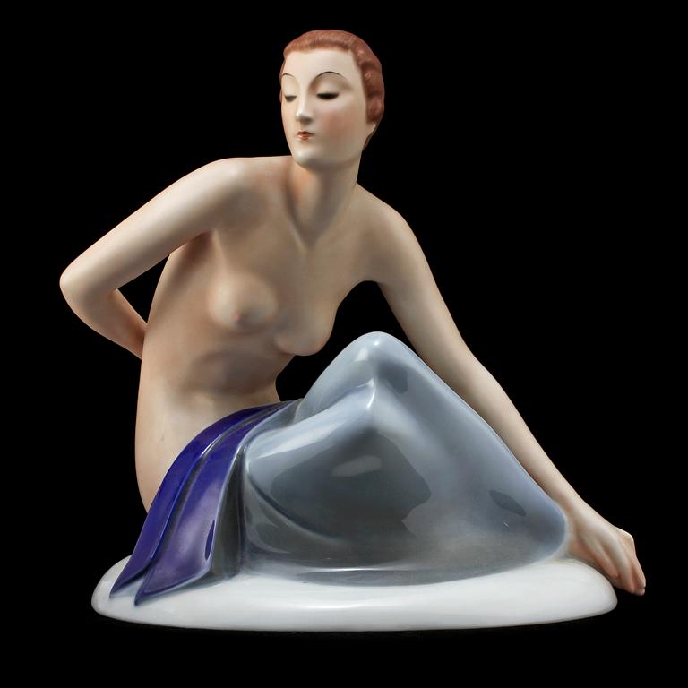 FIGURIN, porslin, "715", Gerhard Schliepstein, Rosenthal, 1900-talets tredje kvartal.