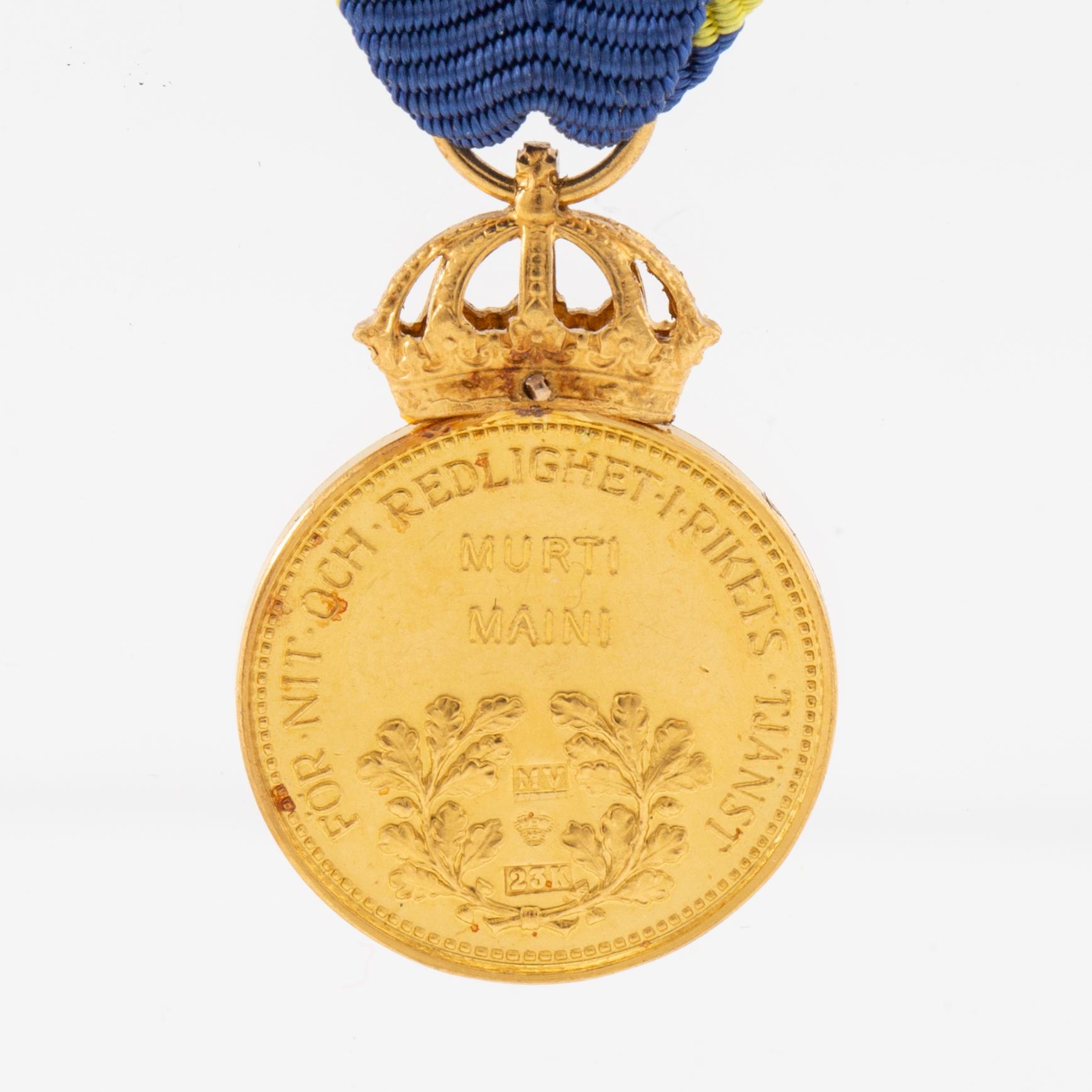 Medal 23K gold "For zeal and integrity in the service of the realm".