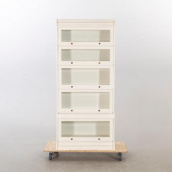 VITRINSKÅP modern tillverkning.