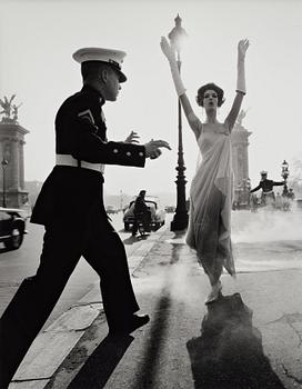 216. William Klein, "Simone & Marines, Pont Alexandre III, Paris, 1960".