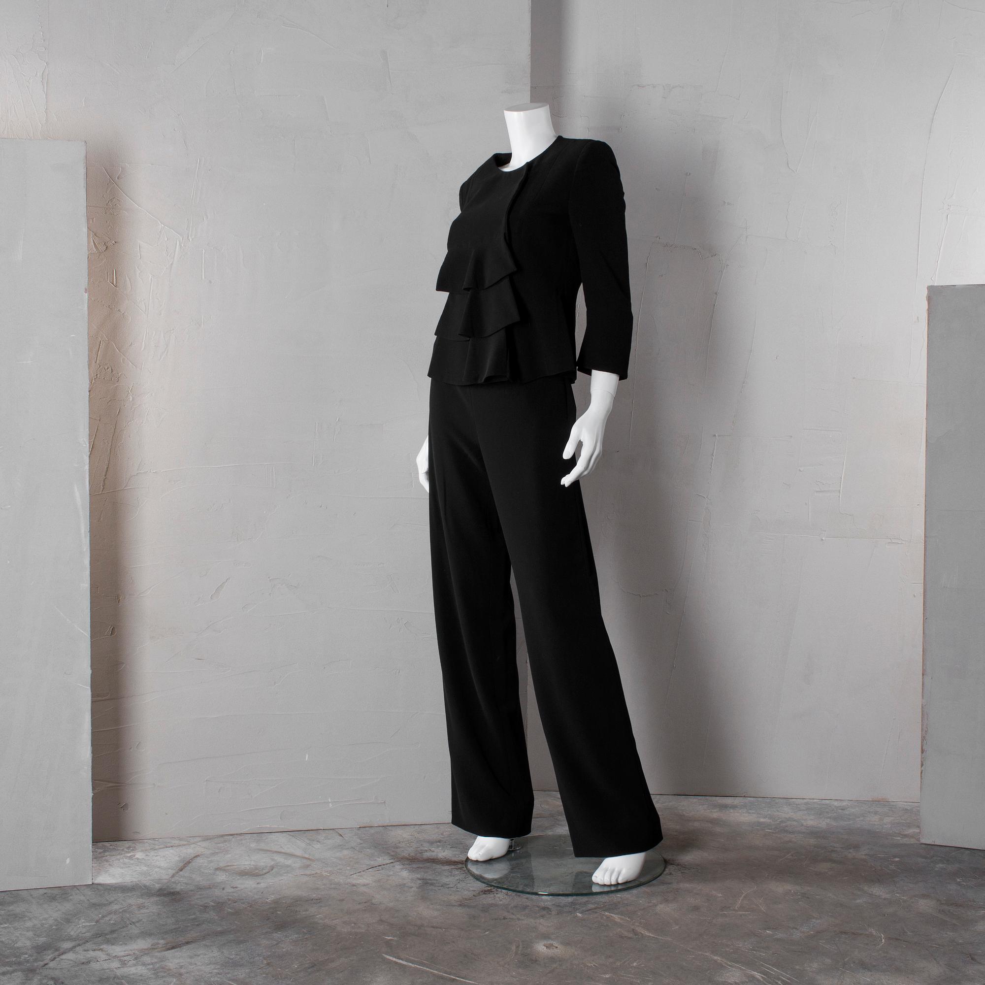 DRÄKT, Gorgio Armani, italiensk storlek 44.