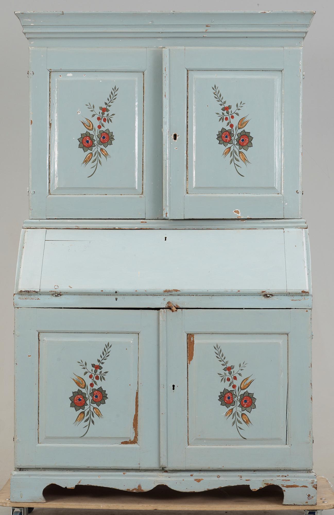 SKRIVSKÅP, allmoge, 1800-talets början.