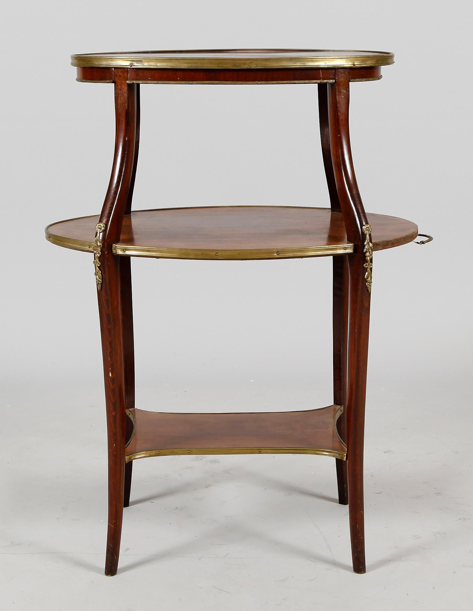 ÉTAGÈRE, rokokostil, 1800-/1900-tal.