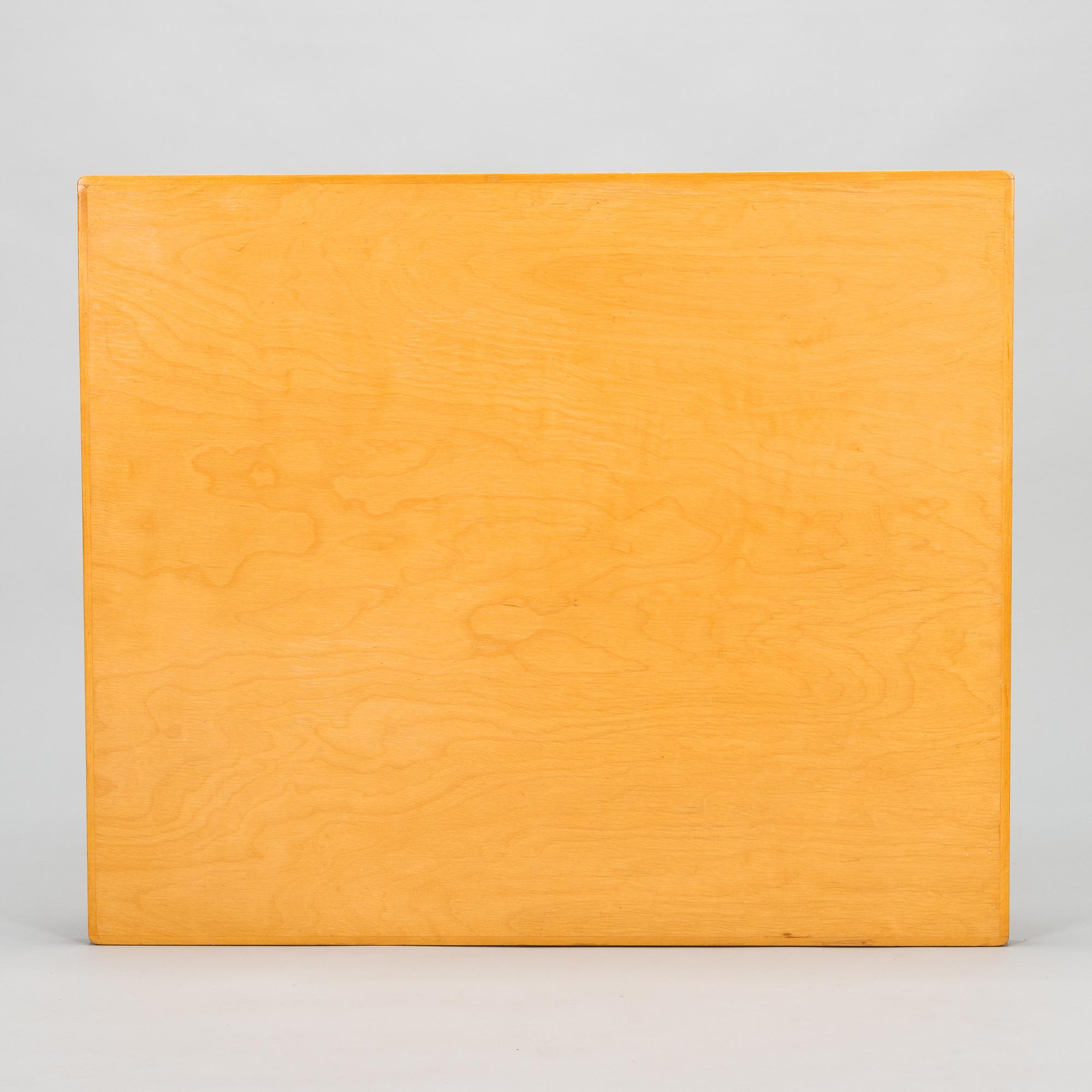 Aino Aalto, soffbord, modell 77 C för O.Y. Huonekalu- ja Rakennustyötehdas A.B. 1900-talets mitt.