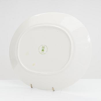 Birger Kaipiainen, a 'Clover' porcelain dish for Arabia Finland. Decoration designed in 1970.