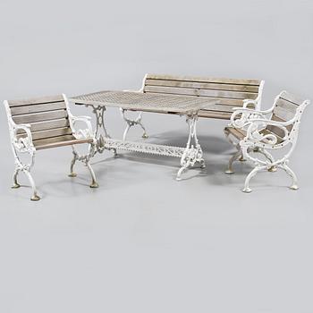 TRÄDGÅRDSMÖBLER, 4 delar, bl a Tuve, omkring år 2000.