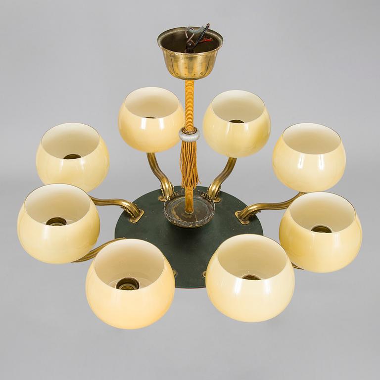 Paavo Tynell, a 1930' chandelier made to order for Taito.