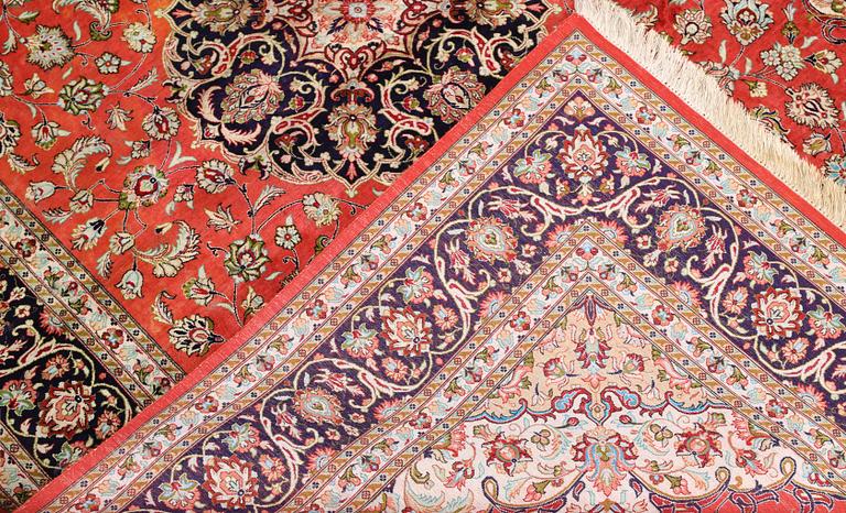 Carpet, Ghom, older, silk warp, 206 x 131 cm.