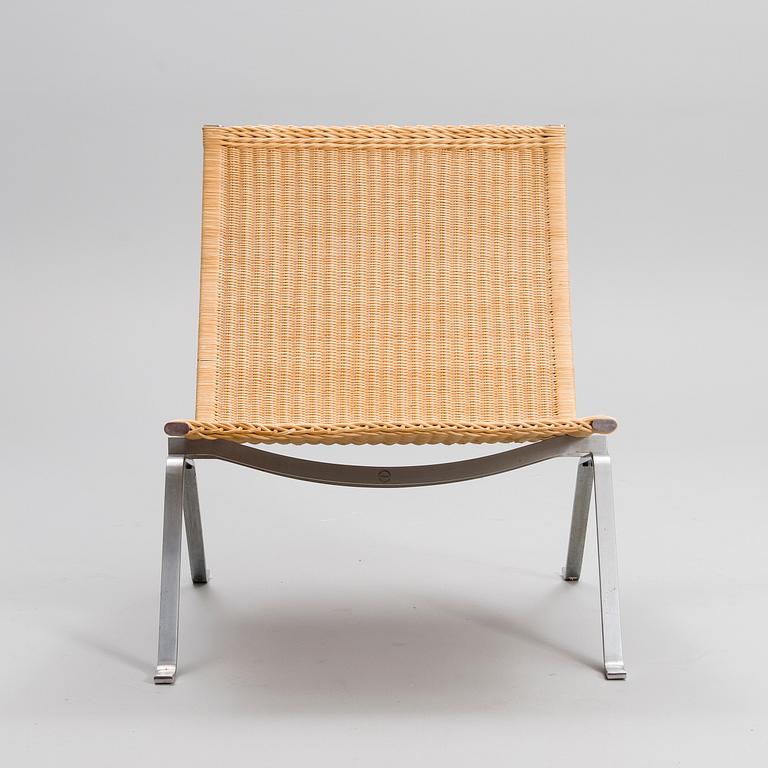 LOUNGE CHAIR BY POUL KJAERHOLM, "PK22", Fritz Hansen, Denmark 1988.