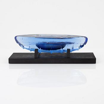 Bertil Vallien, a glass sculpture, signed. Limited edition.