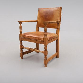 KARMSTOL, barockstil, 1900-talets första hälft.