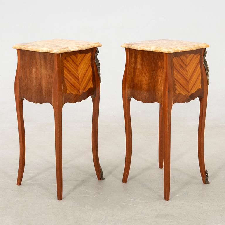 Side tables/Bedside tables, a pair in the Louis XV style, second half of the 20th century.