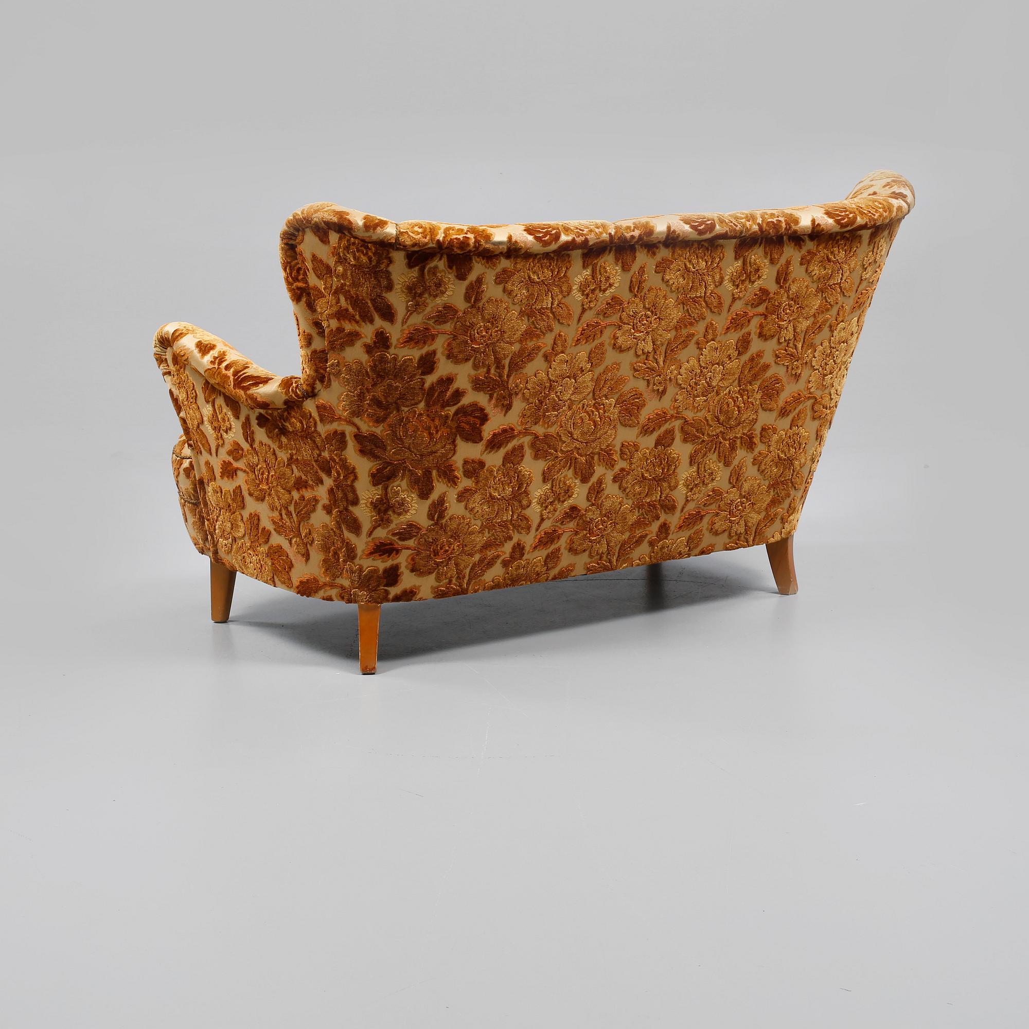 SOFFA, omkring 1900-talets mitt.